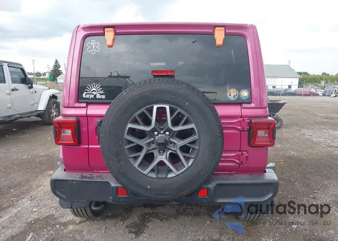 2024 Jeep Wrangler 4-Door Sahara 4X4 from USA, damaged, VIN 1C4PJXEG4RW330356